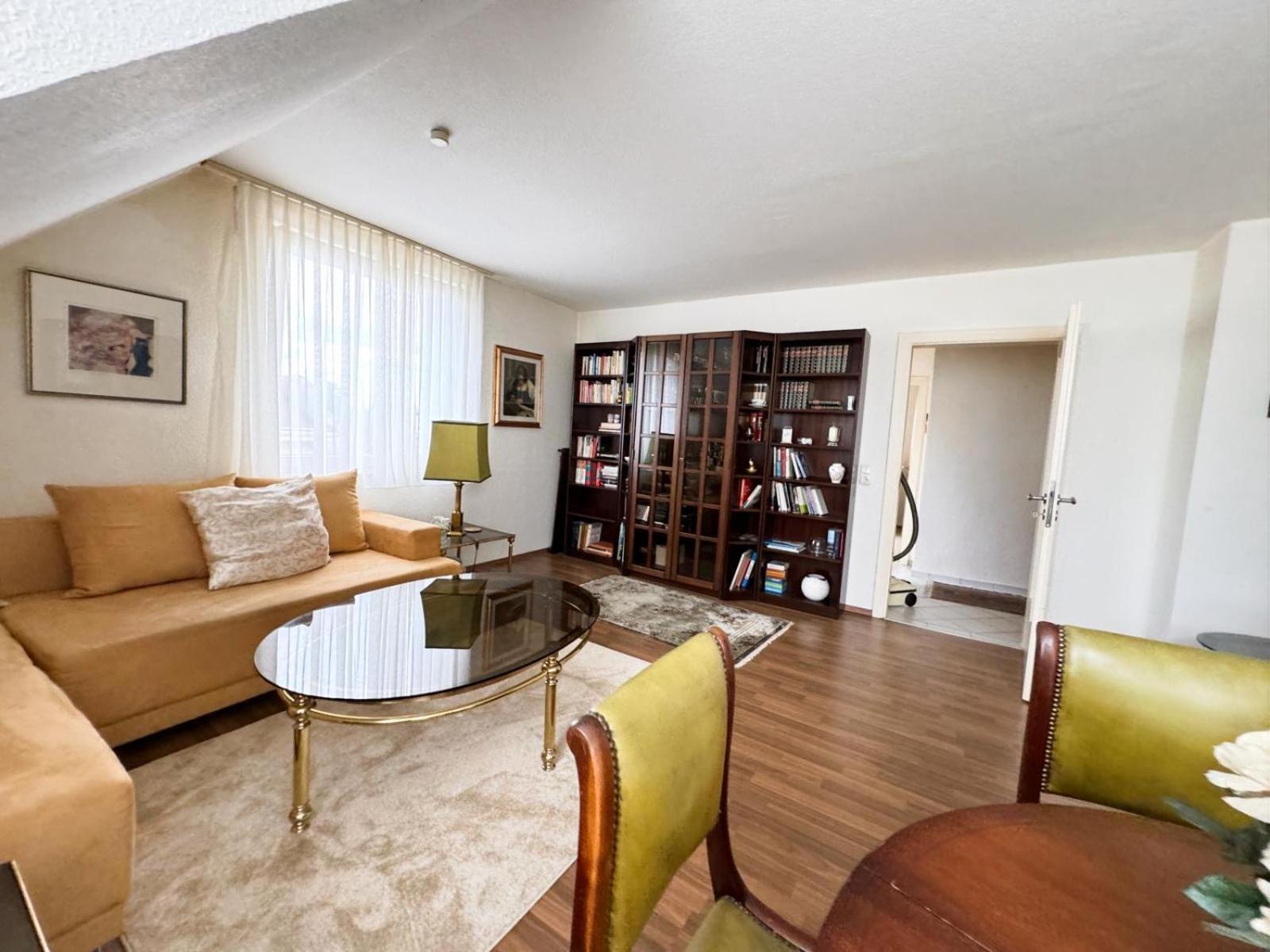Gepflegte 3 Zimmer Wohnung! Hannover Bagian luar foto
